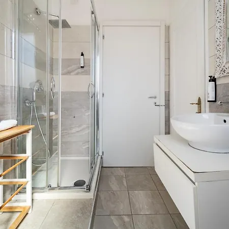 Vendégház Domus Karalis 3*